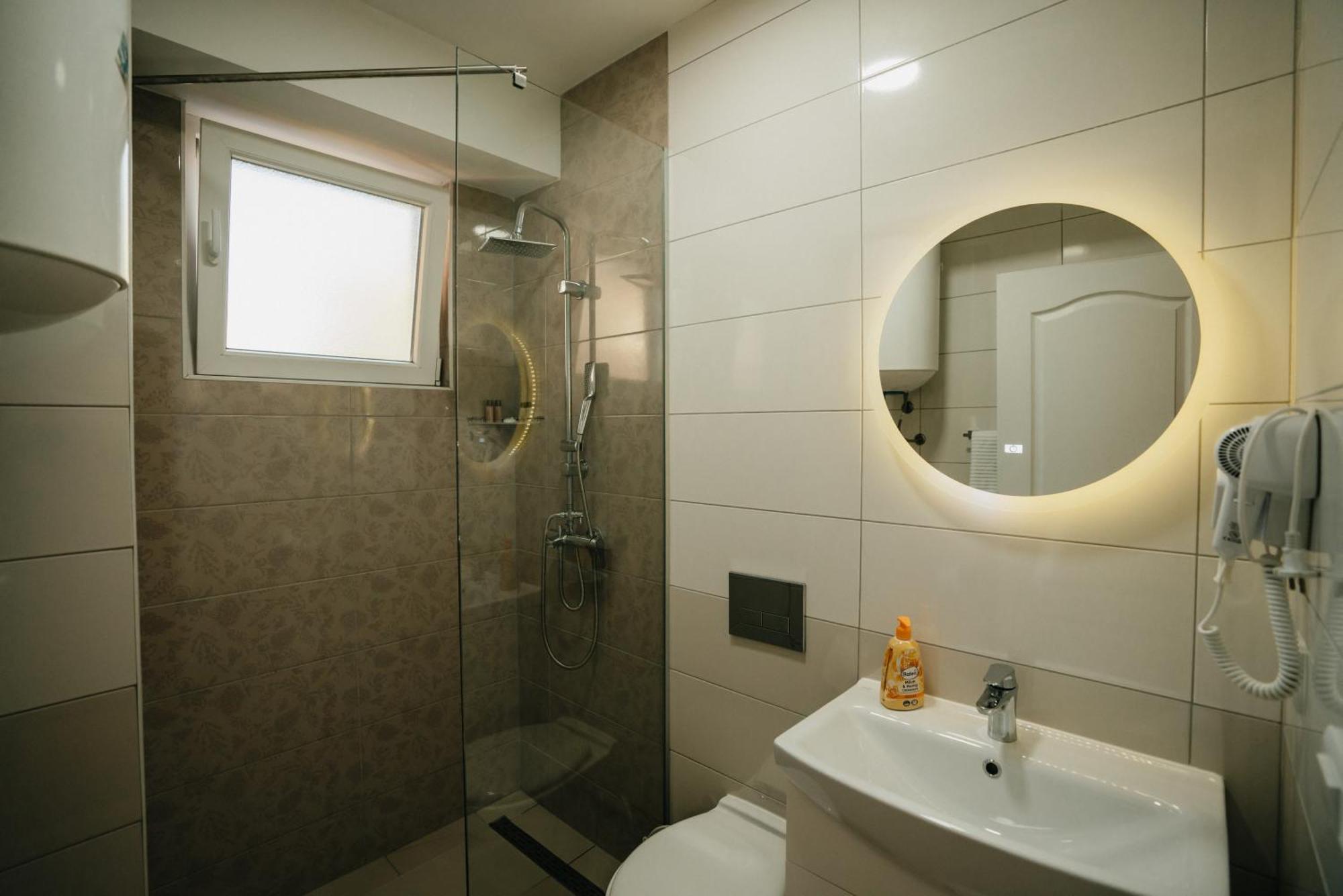 Serenity Downtown Apartments أوهغيد المظهر الخارجي الصورة